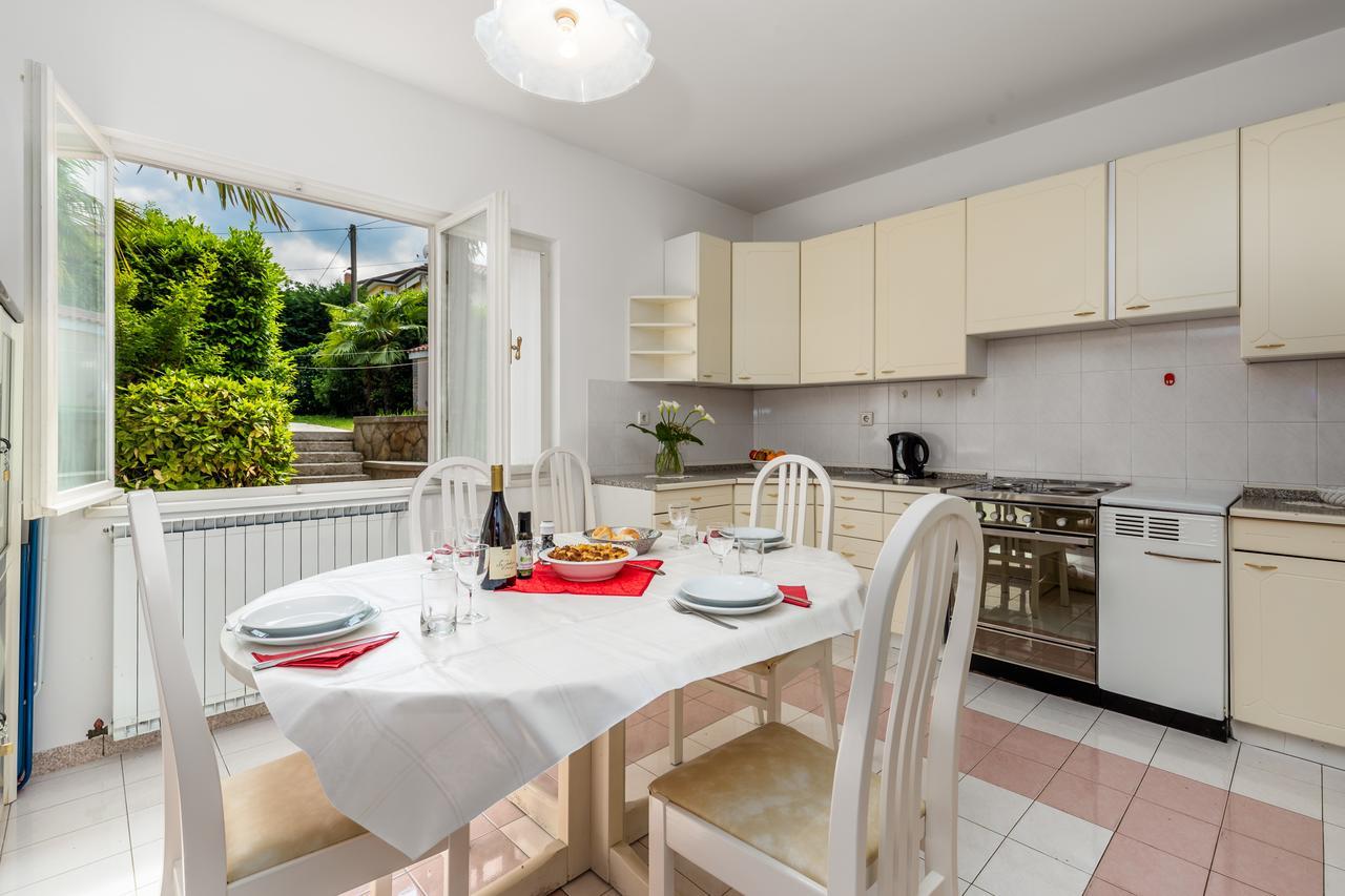 Rona Apartments Ani Ičići Zewnętrze zdjęcie