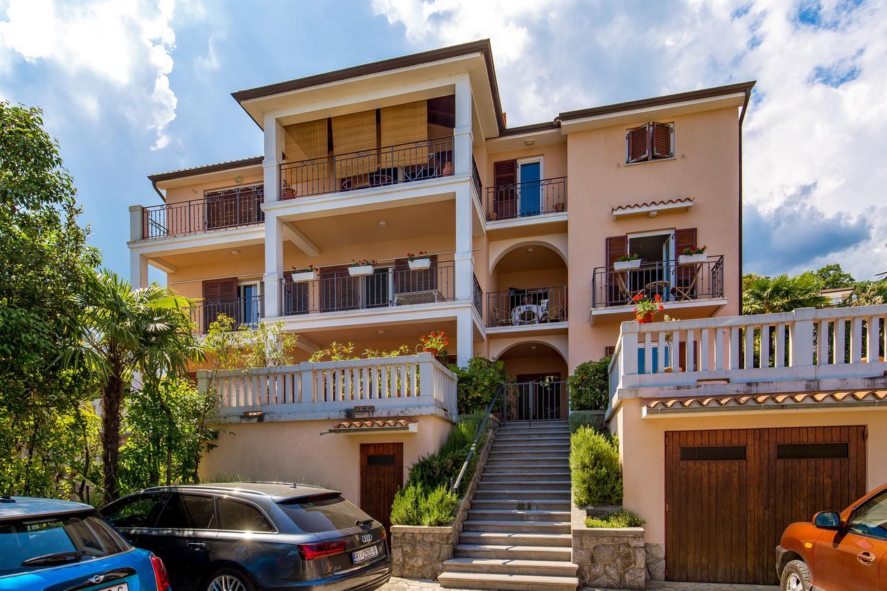 Rona Apartments Ani Ičići Zewnętrze zdjęcie