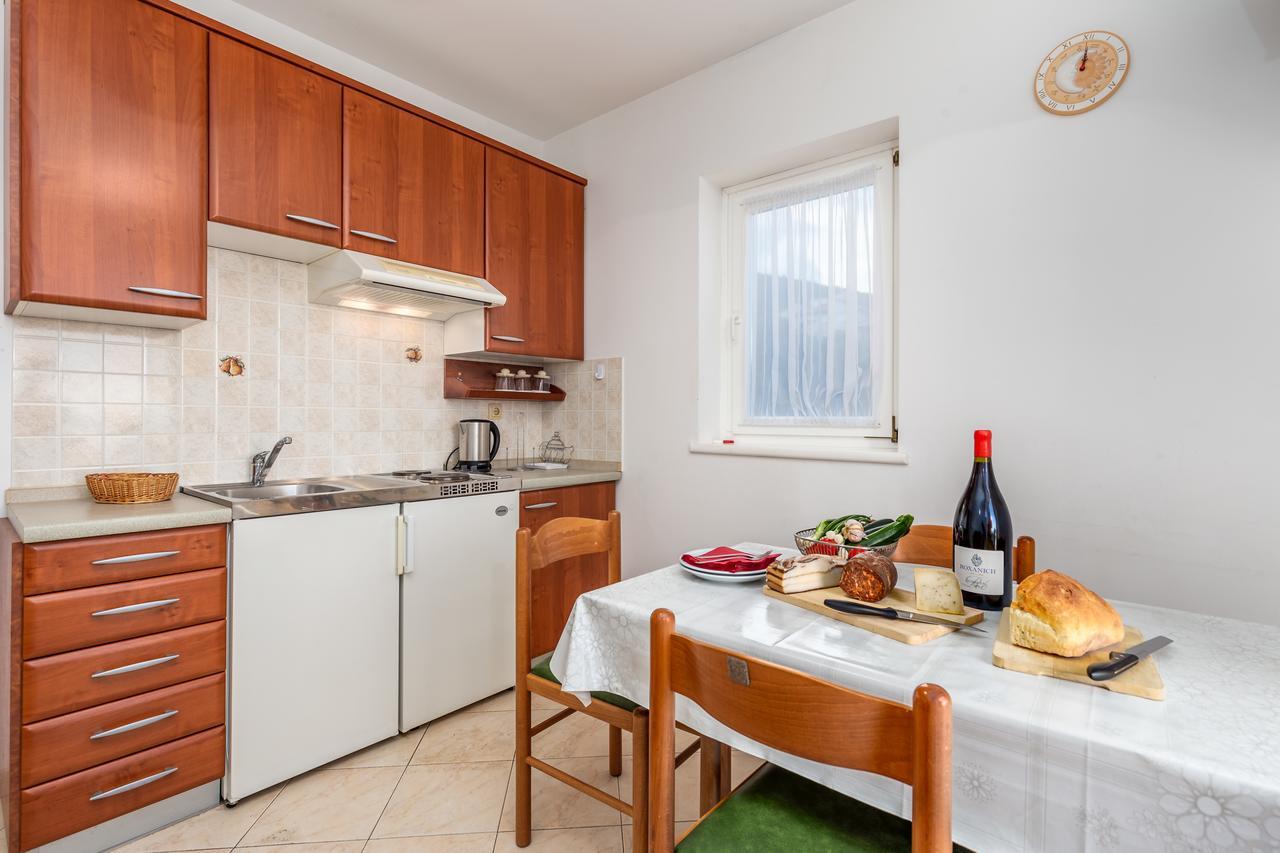 Rona Apartments Ani Ičići Zewnętrze zdjęcie