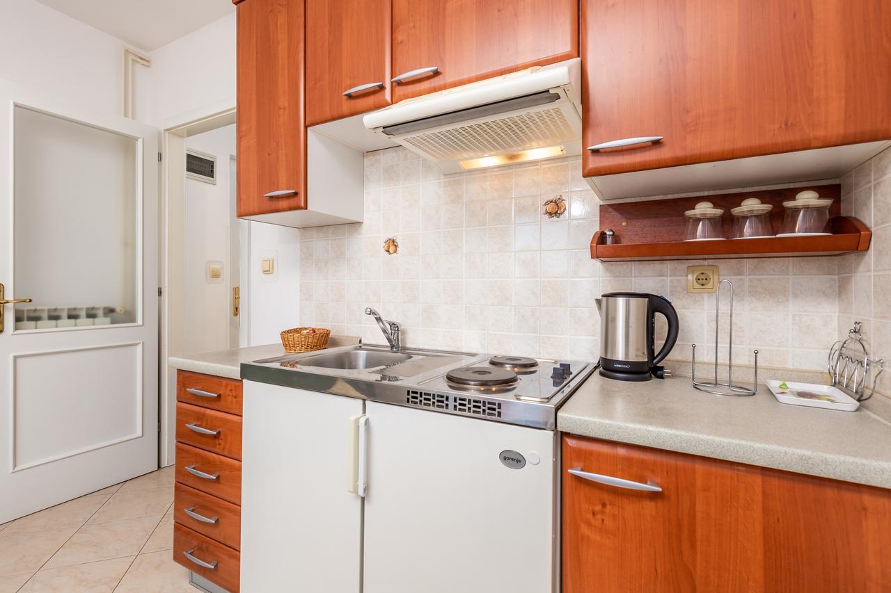Rona Apartments Ani Ičići Zewnętrze zdjęcie